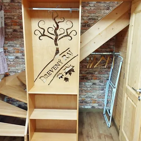 Natalka Dreveny Raj Apartment Hrabusice