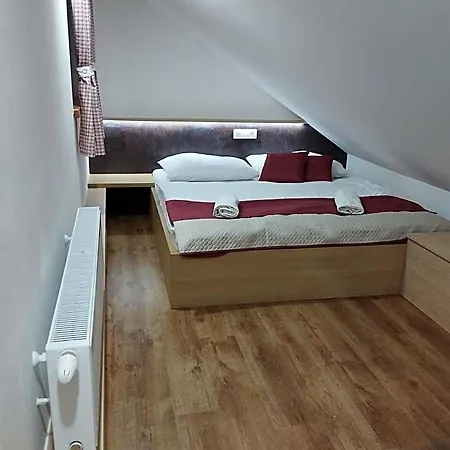 Natalka Dreveny Raj * Hrabusice